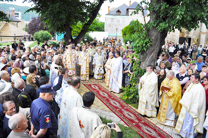 „Ne străduim ca sărbătoarea Sfântului Ioan Botezătorul să capete o şi mai mare intensitate“