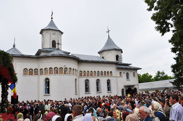 „Oamenii nu au renunţat la visul lor de a avea o biserică nouă“