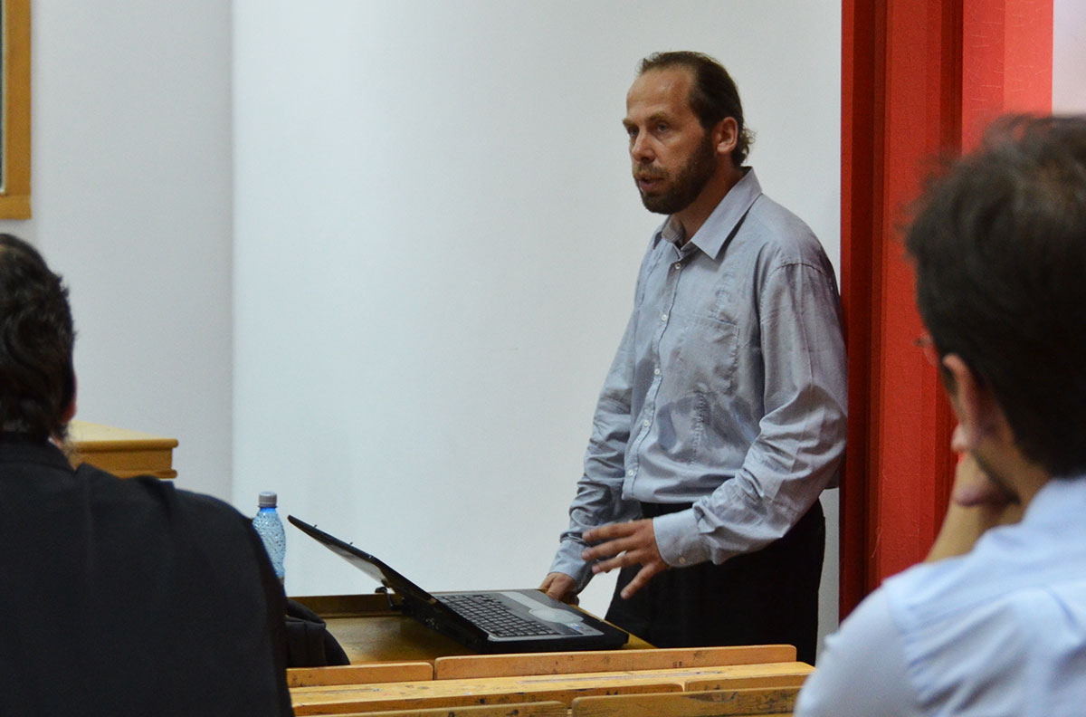 Ioan Florin Florescu: un teolog „convertit“ la filologie