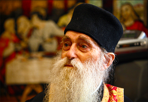 „Harul lui Dumnezeu se sălăşluieşte mai ales în cei simpli şi nebăgaţi în seamă”