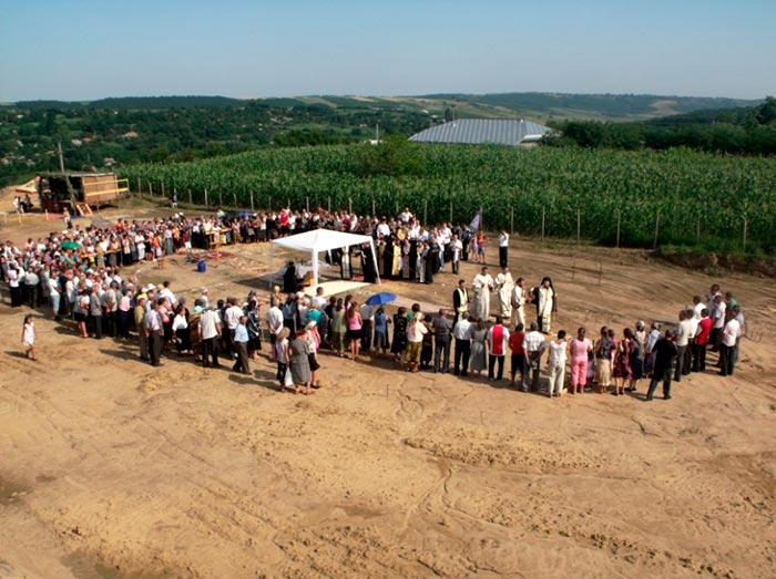 Binecuvântări arhiereşti pentru ridicarea de noi biserici