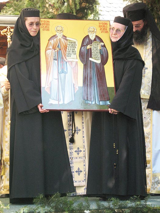 Sfinţii Rafail şi Partenie, sărbătoriţi la Schitul Agapia Veche din Neamţ Sfinţii Rafail şi Partenie, sărbătoriţi la Schitul Agapia Veche din Neamţ