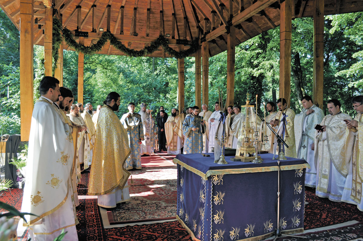 Bucurie duhovnicească la Mănăstirea Miclăuşeni