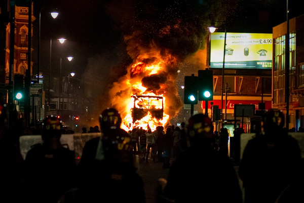 Londra: Creștinii au ținut o slujbă de priveghere pentru a se ruga pentru victimele atacurilor din ultimele trei nopți