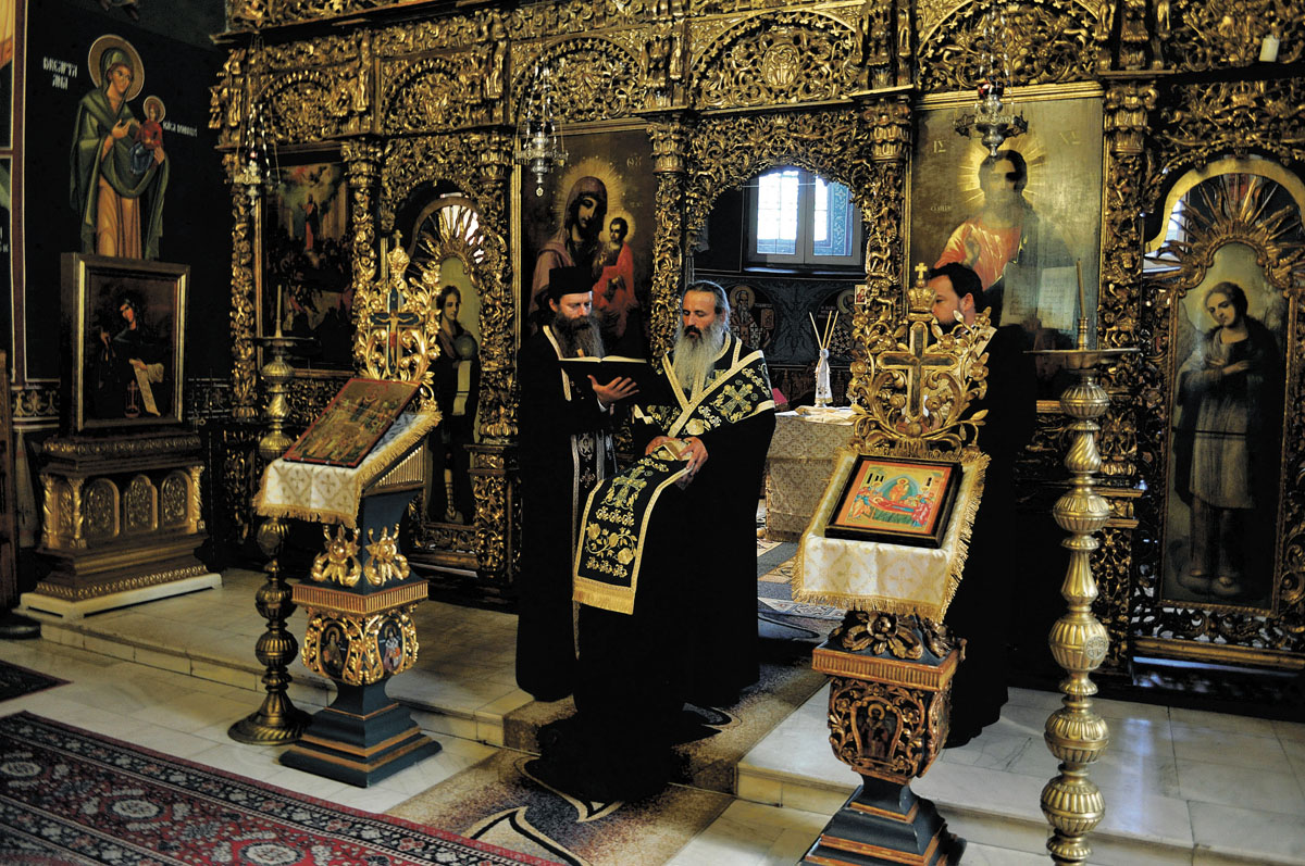 Hirotesia noului protopop al Protopopiatului Iaşi 1