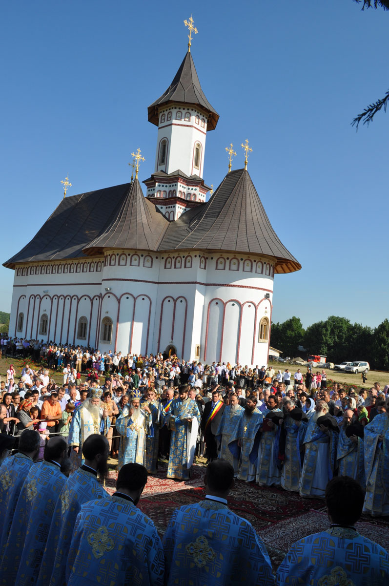 Binecuvântarea lucrărilor la noua casă monahală a Mănăstirii Zosin