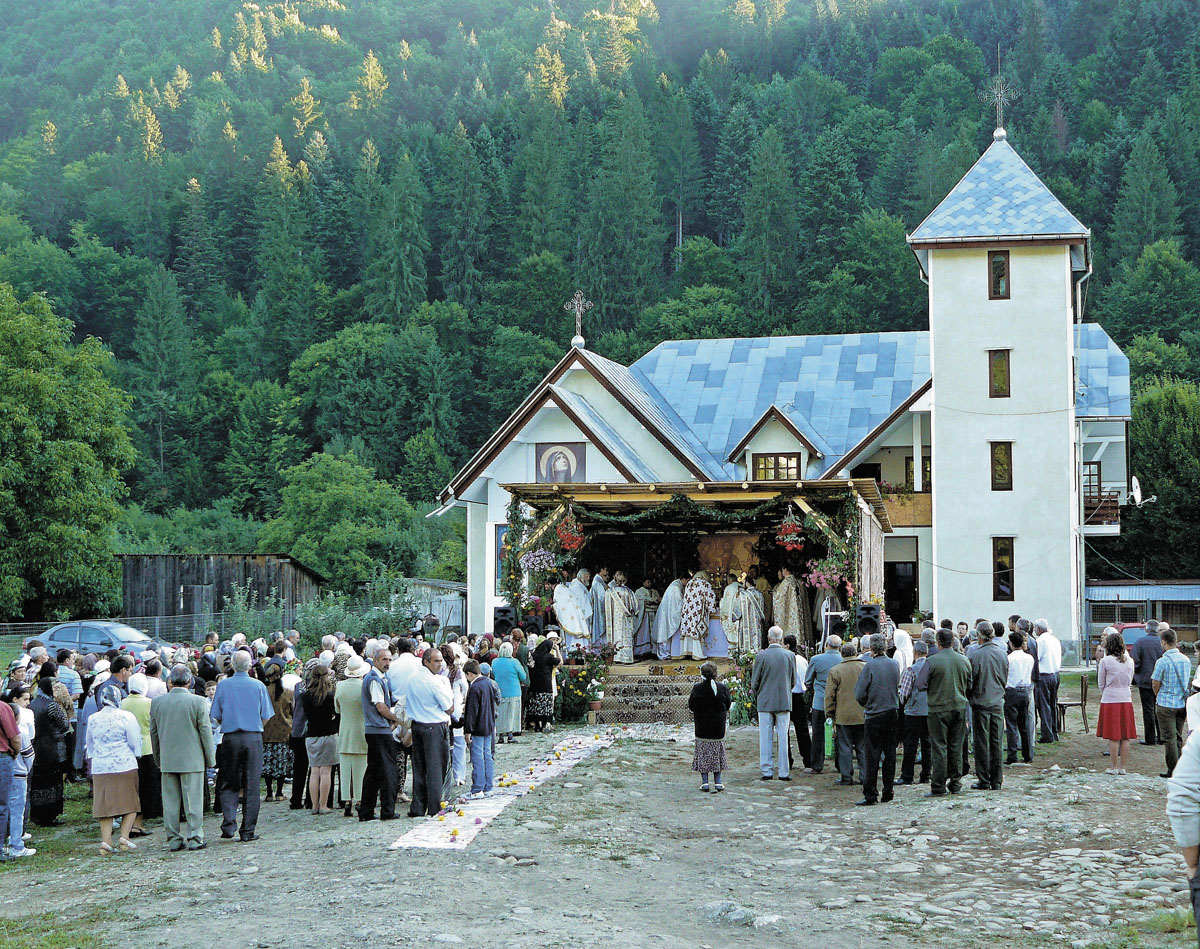 Binecuvântarea casei sociale şi a clopotniţei de la Uda-Tătăruşi