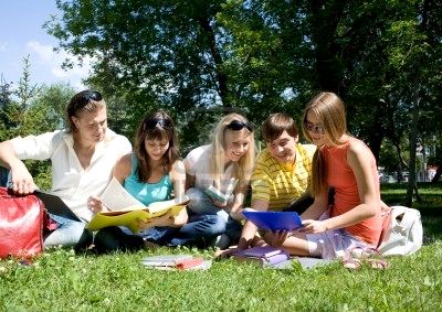 Sondaj european despre relația Bisericii cu tinerii