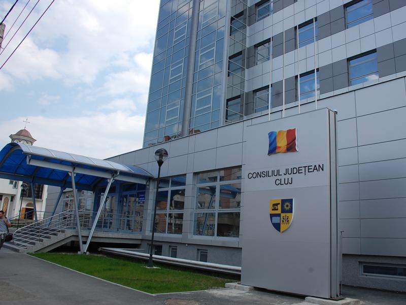 Prezenţă arhierească la inaugurarea Consiliului Judeţean Cluj Prezenţă arhierească la inaugurarea Consiliului Judeţean Cluj
