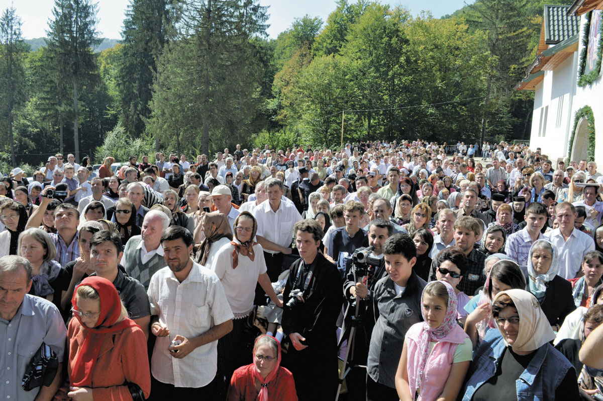 „Bucuria împlinirii“ la sfinţirea Schitului Nifon