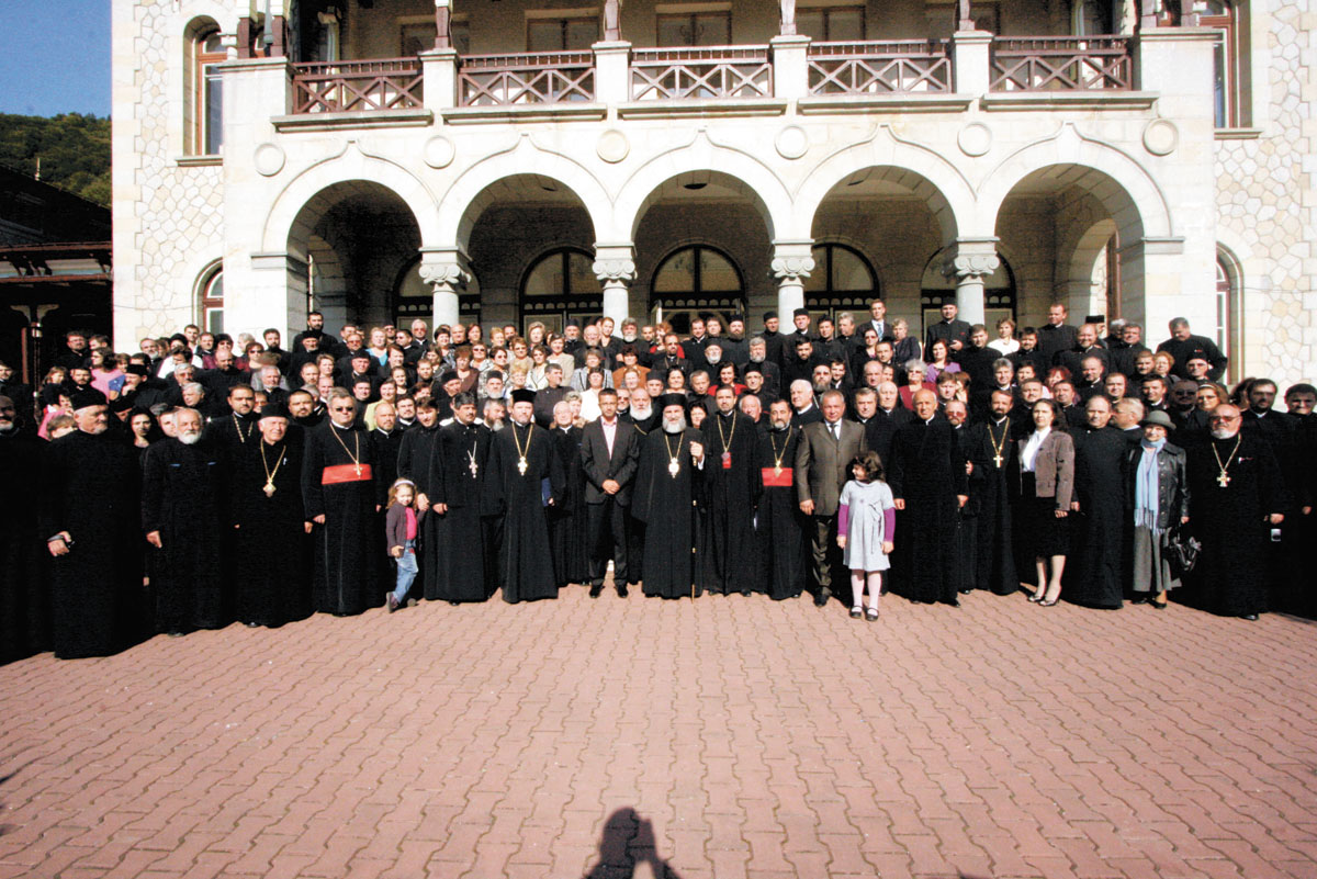 120 de preoţi din Eparhia Romanului şi Bacăului, în conferinţă la Slănic Moldova
