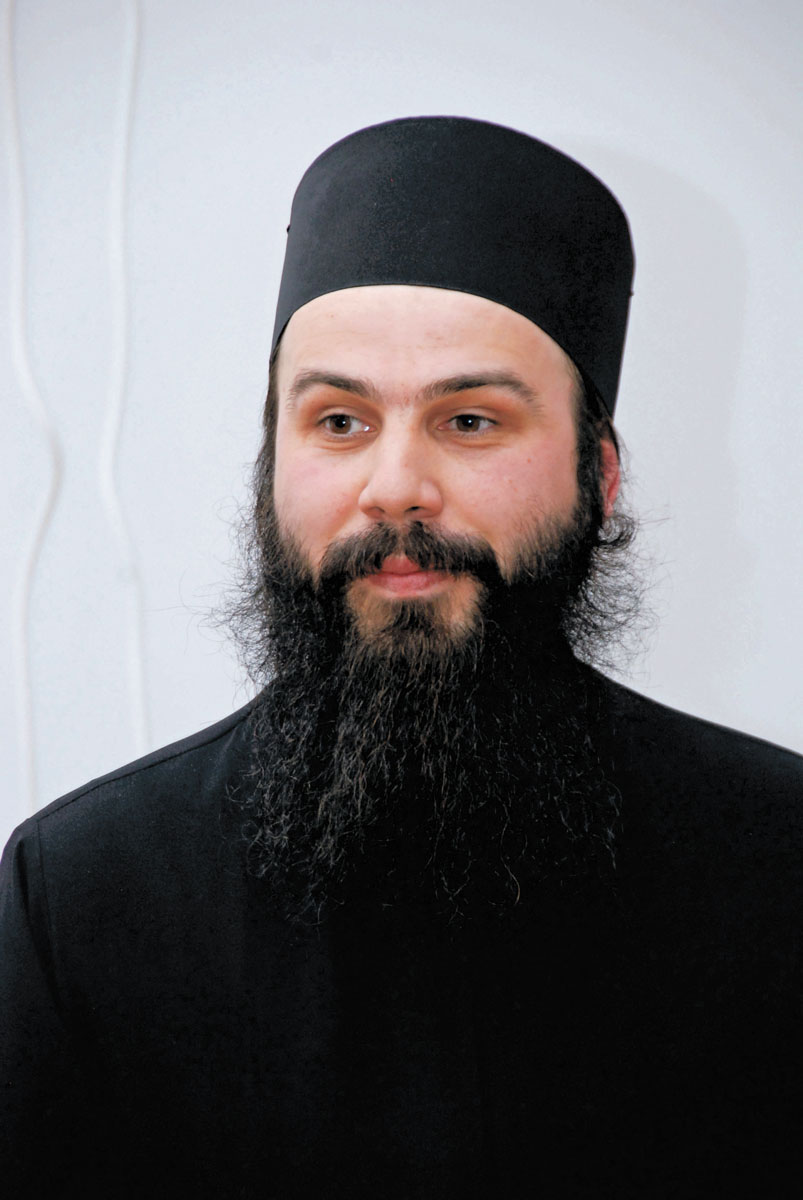 Lucrarea profesorului de religie este una de primă importanţă