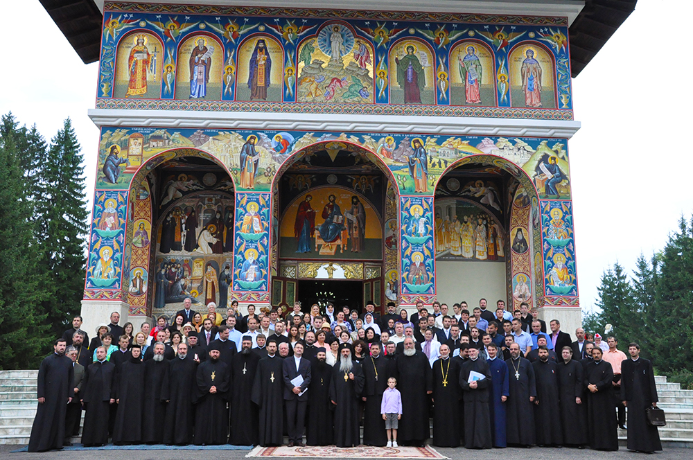 Misiunea profesorului de religie: nu doar cunoştinţe, ci şi focul credinţei