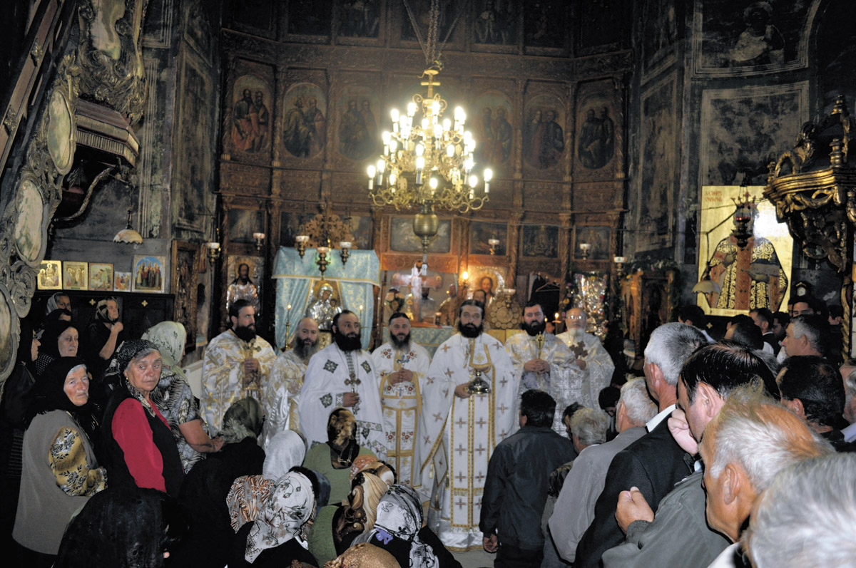 „Sfântul Chiriac ne-a chemat să înţelegem că Dumnezeu este viu şi lucrează prin oameni“