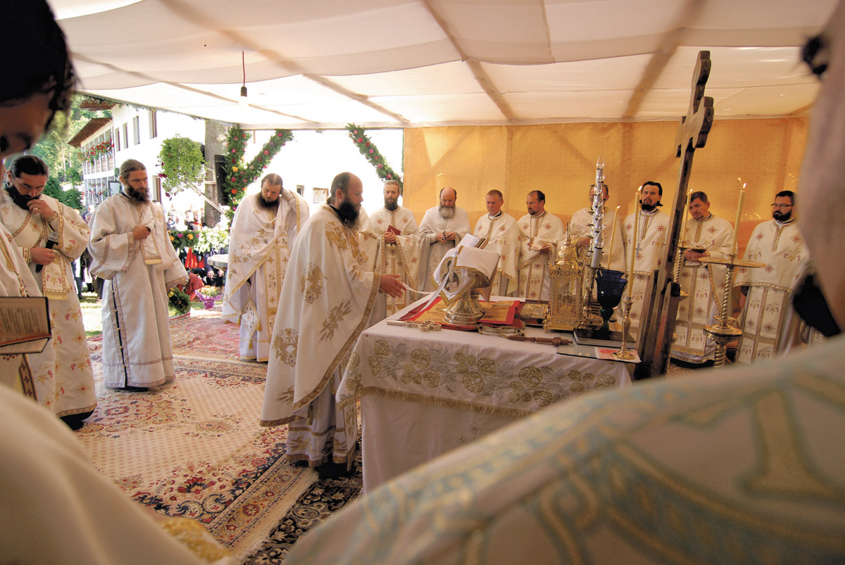 Mănăstirea Sihăstria Voronei l-a cinstit prin rugăciune pe Cuviosul Onufrie