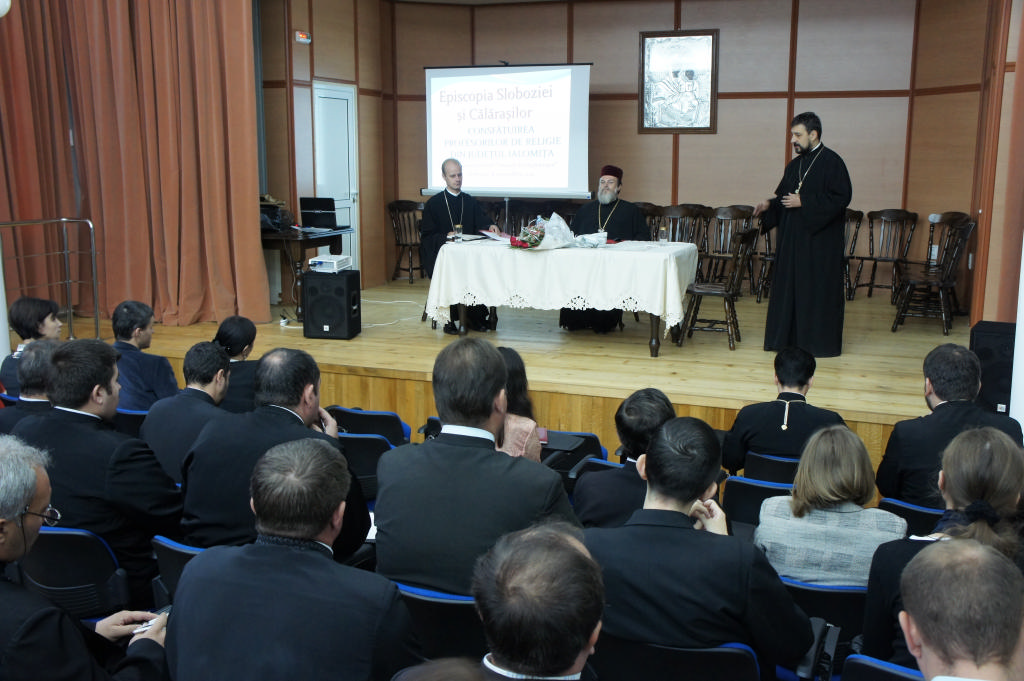 Ieri a avut loc consfătuirea cu profesorii de religie din judeţul Ialomiţa