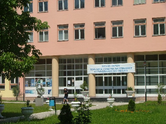 Mitropolitul Ardealului - Doctor Honoris Causa al Universităţii din Oradea Mitropolitul Ardealului - Doctor Honoris Causa al Universităţii din Oradea