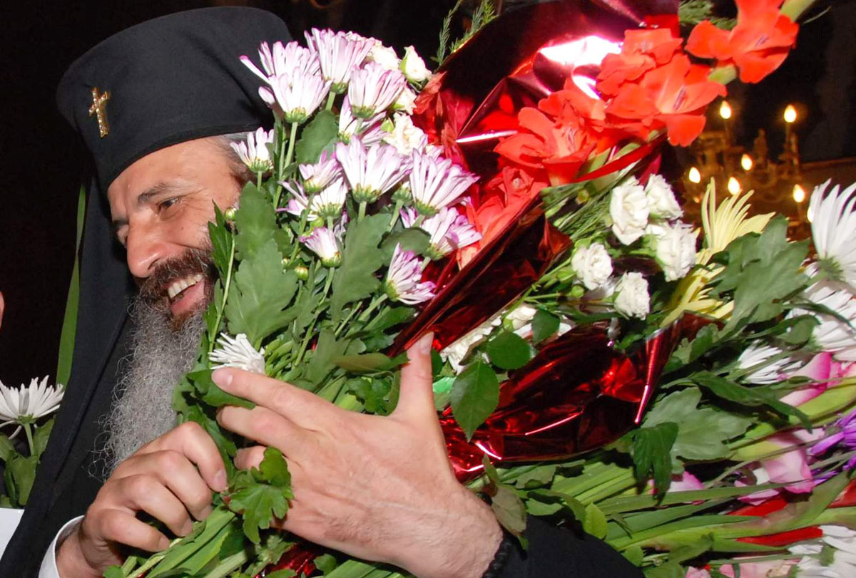 Înalt Preasfinţitul Părinte Teofan împlineşte astăzi 52 de ani Înalt Preasfinţitul Părinte Teofan împlineşte astăzi 52 de ani