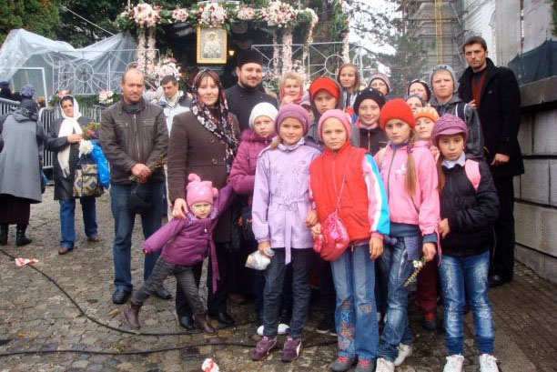 Enoriaşii din Lupăria, în pelerinaj la Iaşi