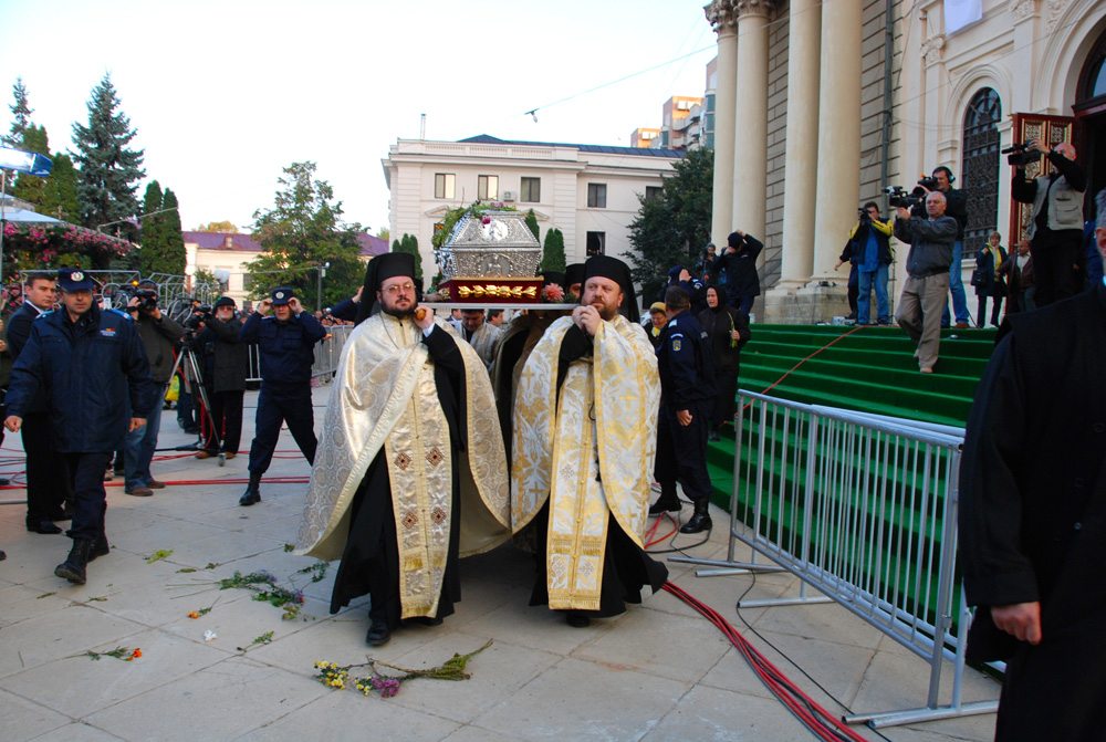 „Numai cine n-a participat nu înţelege această binecuvântare“ (2007)