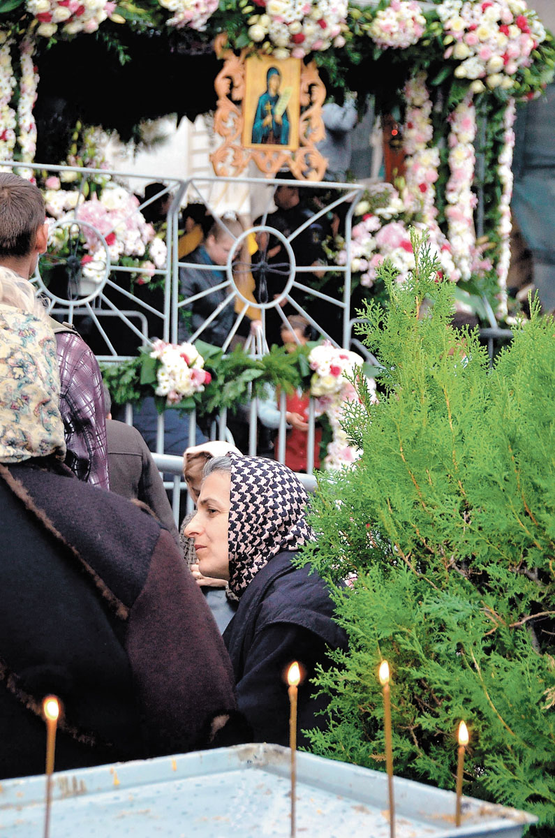 Inima Ortodoxiei bate astăzi la Iaşi Inima Ortodoxiei bate astăzi la Iaşi