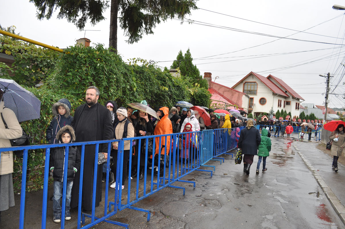 „Sfinţii sunt o dovadă că Dumnezeu este cu noi“
