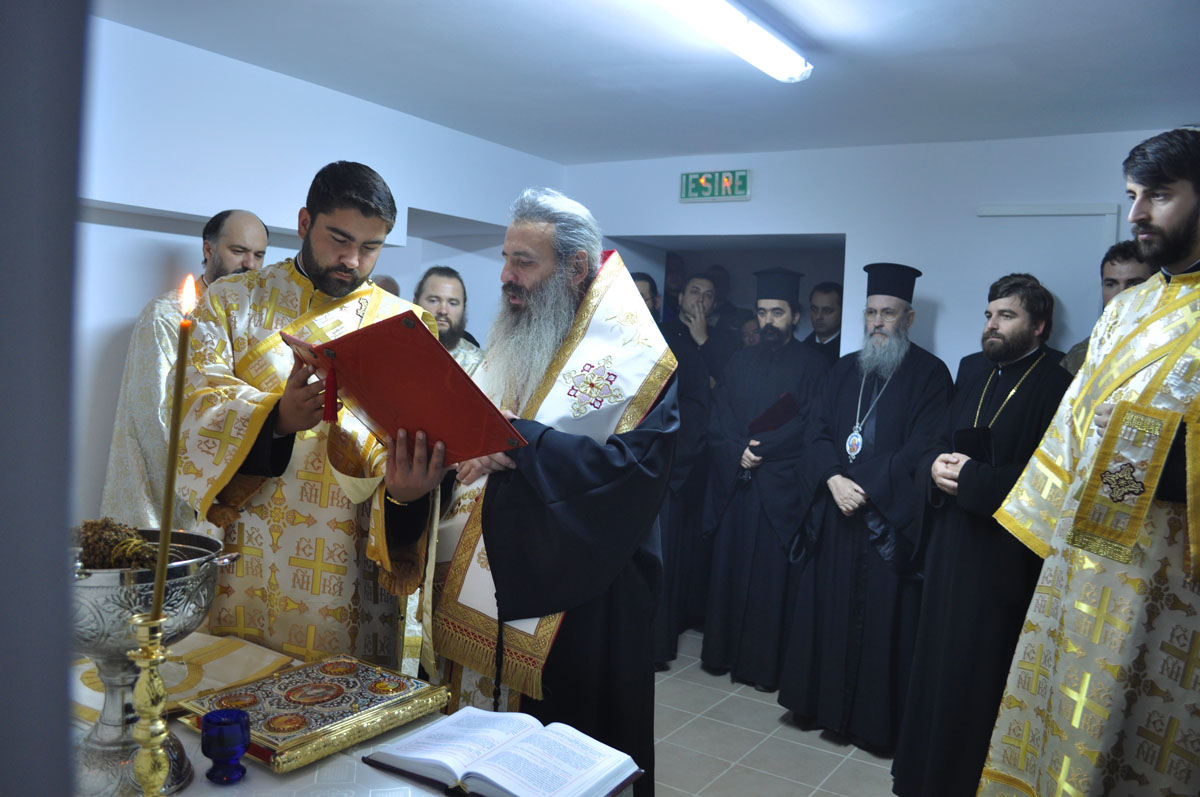 Binecuvântarea depozitului de carte şi obiecte bisericeşti al Librăriei Doxologia