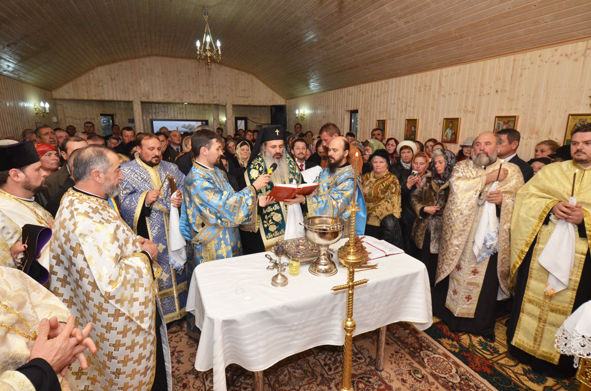 Binecuvântări arhiereşti în protopopiatele Iaşi 1 şi Câmpulung Moldovenesc