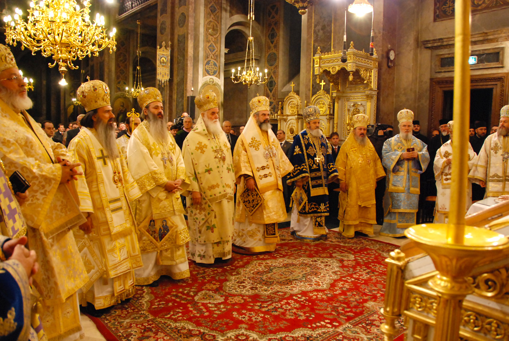 „Mă minunez văzând cu câtă evlavie şi cu câtă dragoste aşteptaţi aici“ (2007)