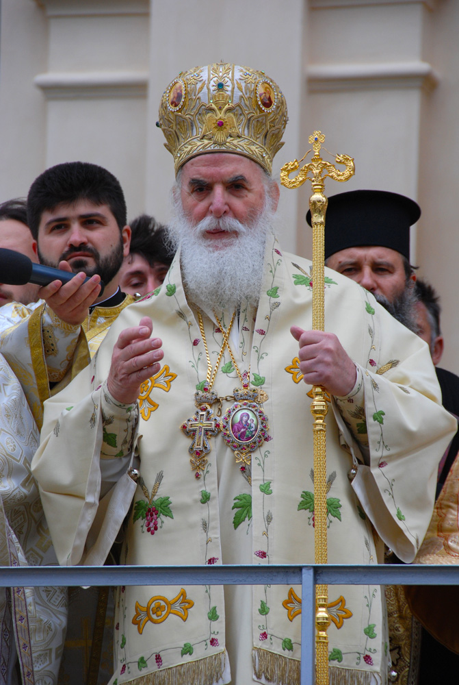 „Mă minunez văzând cu câtă evlavie şi cu câtă dragoste aşteptaţi aici“ (2007)