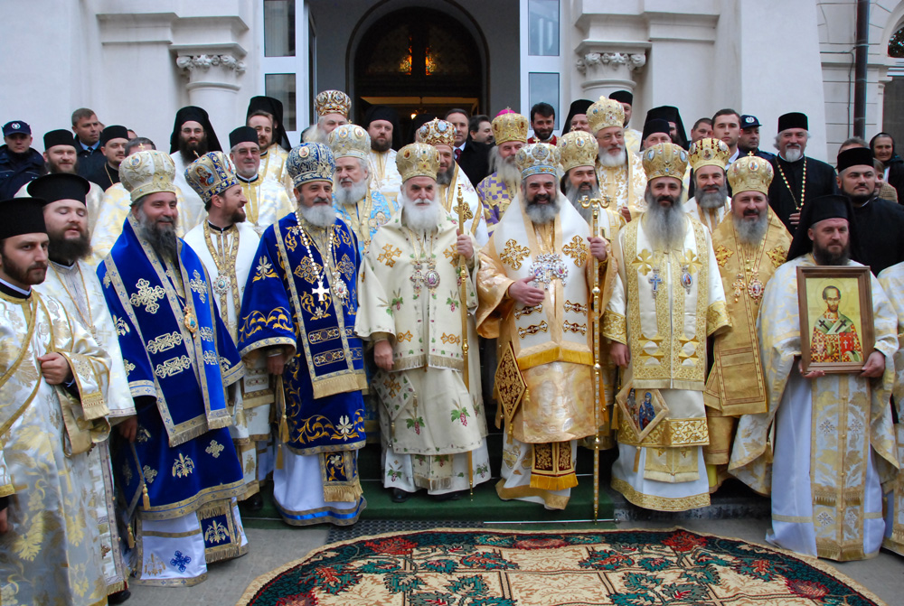 „Mă minunez văzând cu câtă evlavie şi cu câtă dragoste aşteptaţi aici“ (2007)