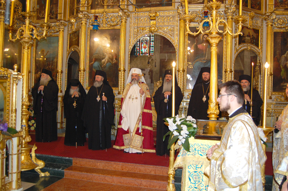 Patriarhul României, primit cu bucurie la Iaşi (2010)