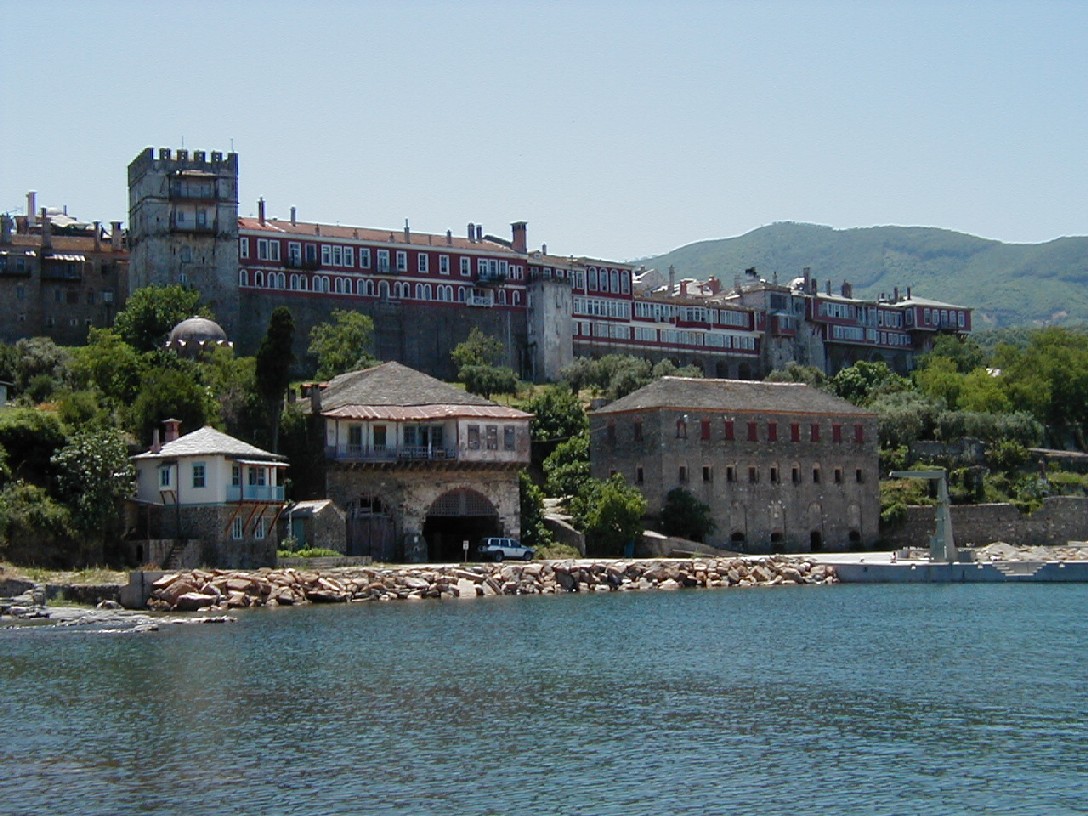 Asociaţia caritativă „Sfântul Grigorie Palama” de la Mănăstirea Vatoped îşi reia activitatea