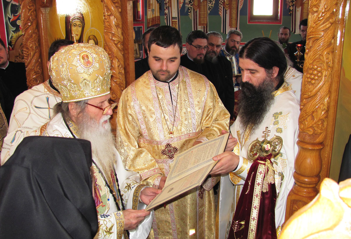 Binecuvântare arhierească la Schitul Marginea