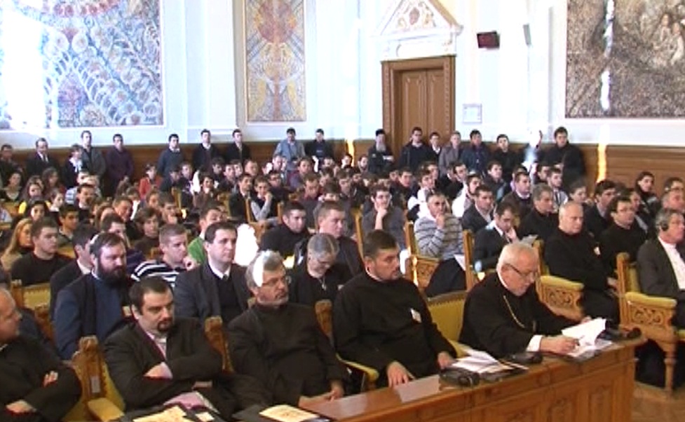 La Cluj a început Simpozionul Internaţional „Familia creştină între tradiţie şi modernitate” La Cluj a început Simpozionul Internaţional „Familia creştină între tradiţie şi modernitate”