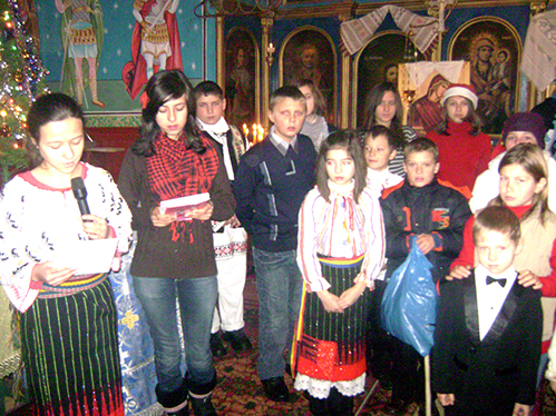 Copii, colinde, bucurie, la Bașeu-Hudești