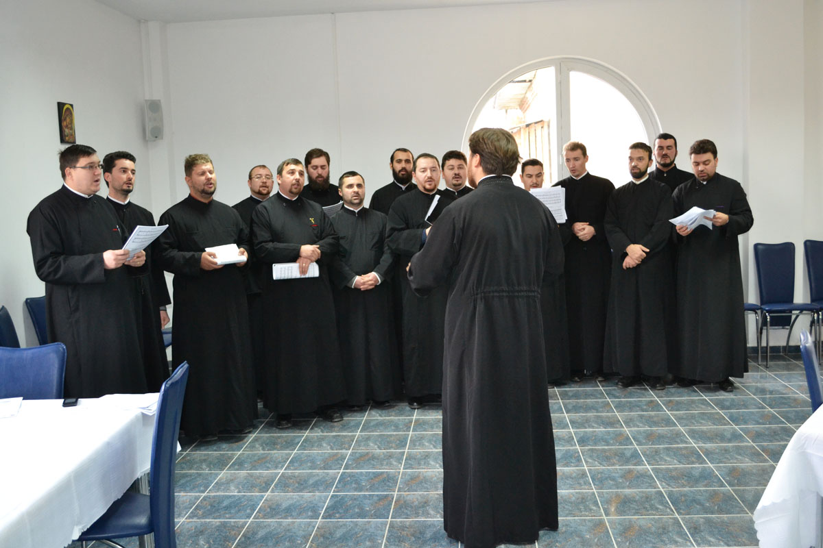 Slujbe de Te Deum în oraşele Moldovei, de Ziua Naţională