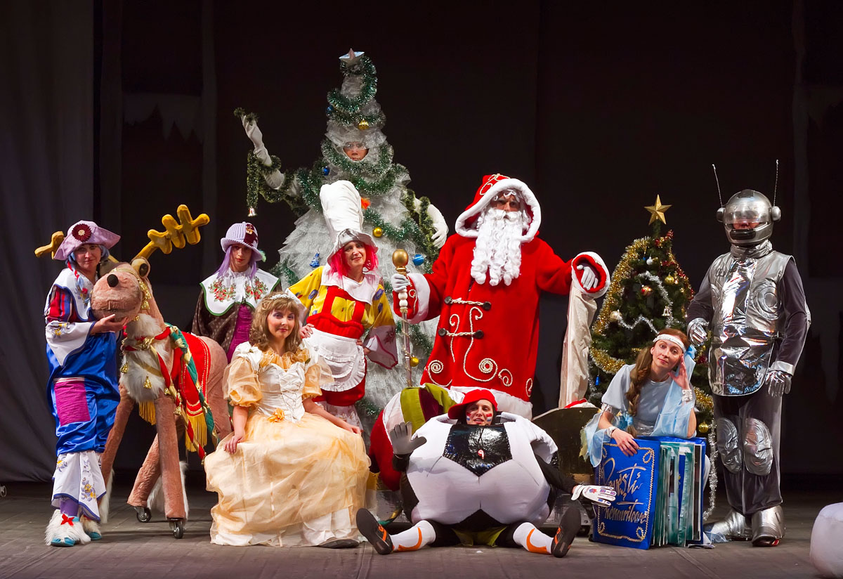 Actorii de la Luceafărul joacă pentru copiii bolnavi de cancer Actorii de la Luceafărul joacă pentru copiii bolnavi de cancer