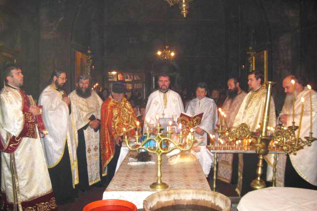 Sfântul Spiridon, sărbătorit la Hârlău