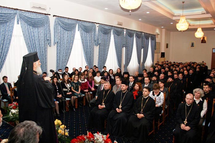 IPS Nifon a împlinit 12 ani de arhipăstorire la Târgovişte