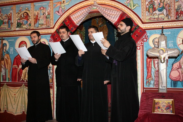 Grupul vocal Brevis Cuartet a colindat deţinuţii Penitenciarului Colibaşi