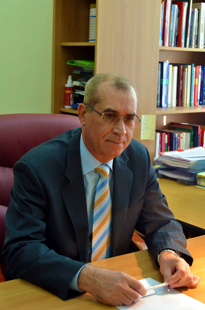 De ce să venim cu drag la școală? Întrebare pentru elevi, studenți și profesori