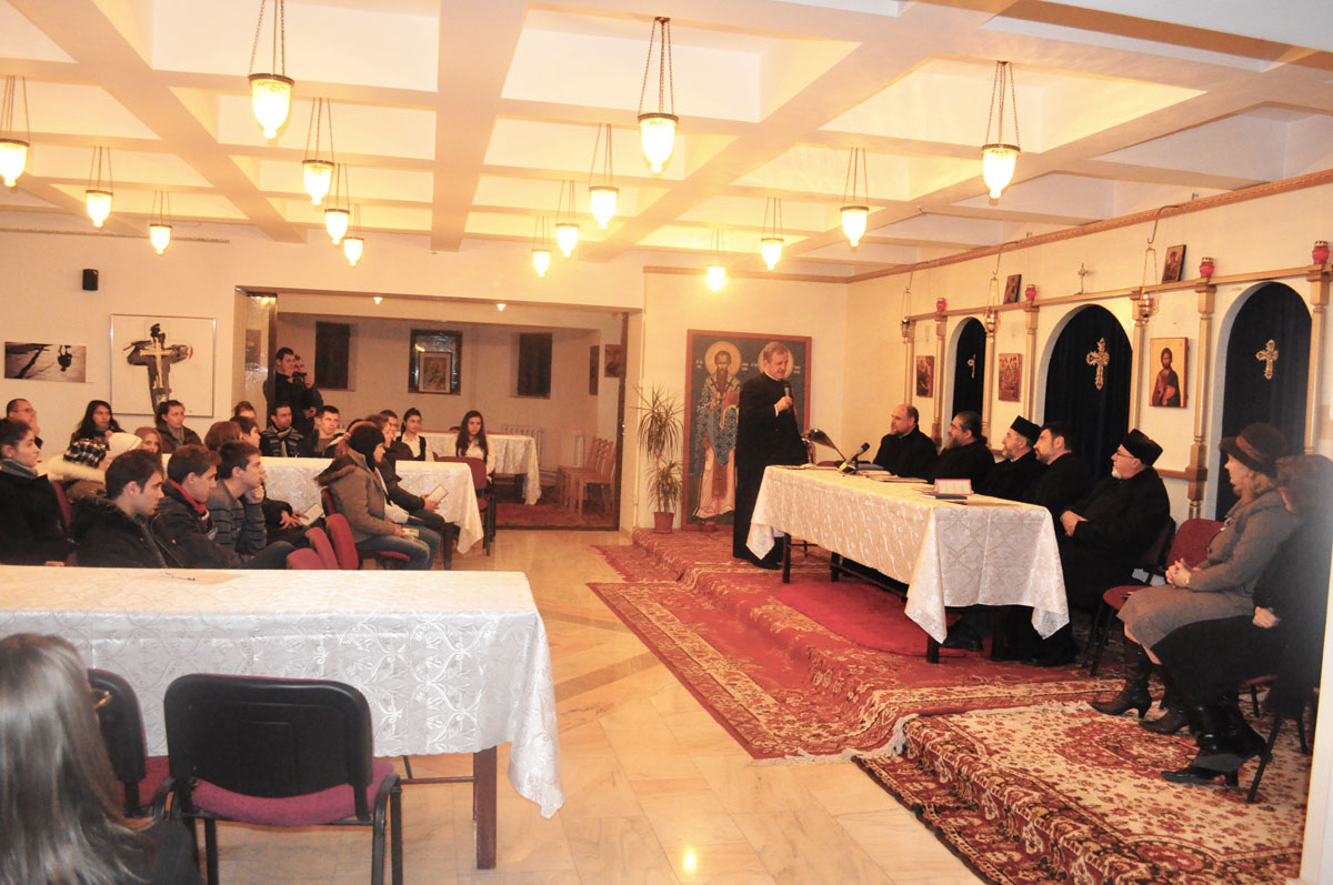 Trei zile de simpozion la Biserica „Adormirea Maicii Domnului“ - Galata din Iaşi