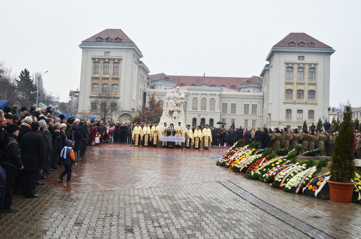 Slujbe de Te Deum în oraşele Moldovei, de Ziua Naţională