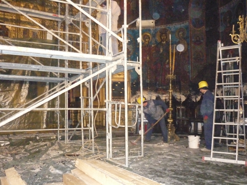 Arhiepiscopia Bucureştilor ajută biserica Sfântul Mare Mucenic Pantelimon din Bucureşti