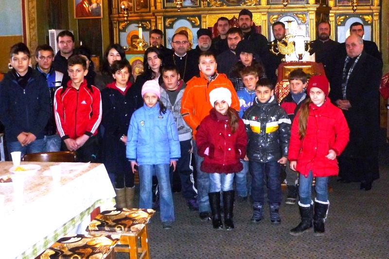Proiectul catehetic ”Hristos împărtăşit copiilor”, în Protoieria Drăgăşani