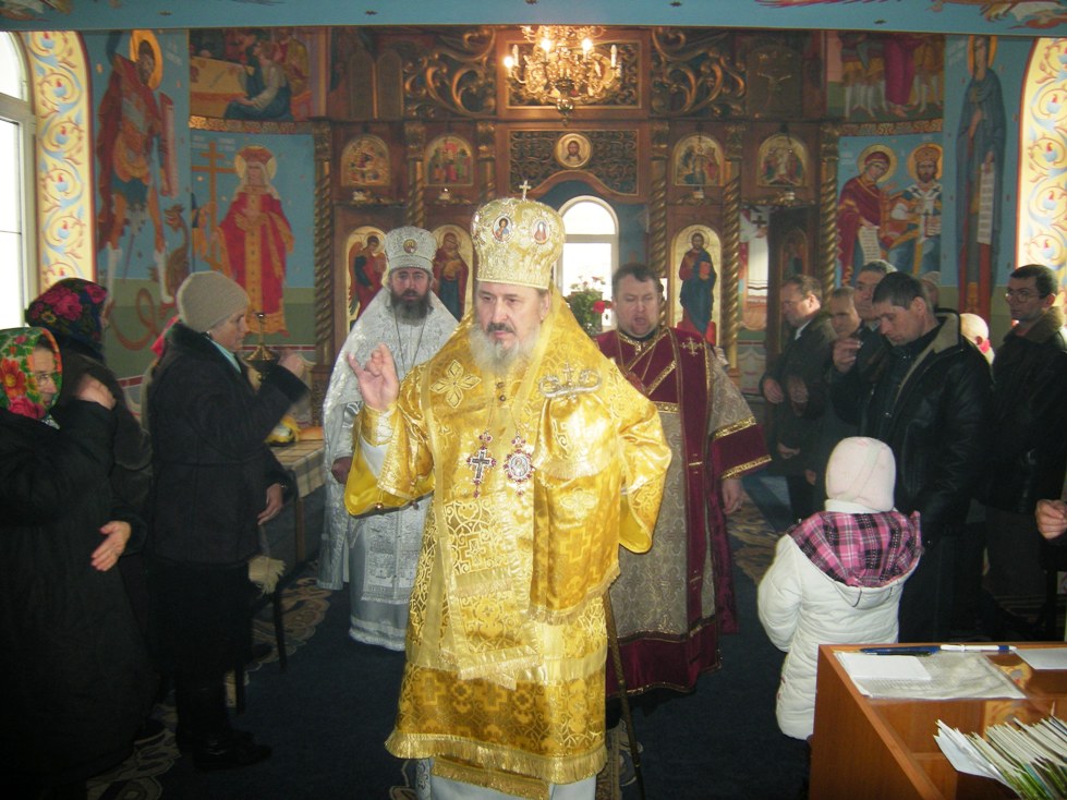 IPS Petru Păduraru: "Problema stilului provoacă discuţii inutile şi dezbină creştinii" IPS Petru Păduraru: "Problema stilului provoacă discuţii inutile şi dezbină creştinii"