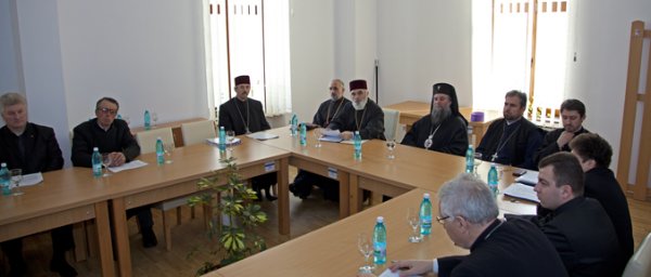 Moment de bilanţ în Arhiepiscopia Craiovei Moment de bilanţ în Arhiepiscopia Craiovei