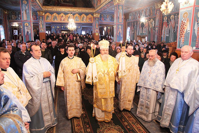 Biserica Sfântul Antonie din Sibiu a primit moaştele Sfinţilor Viti, Vitalie şi Bonifaciu