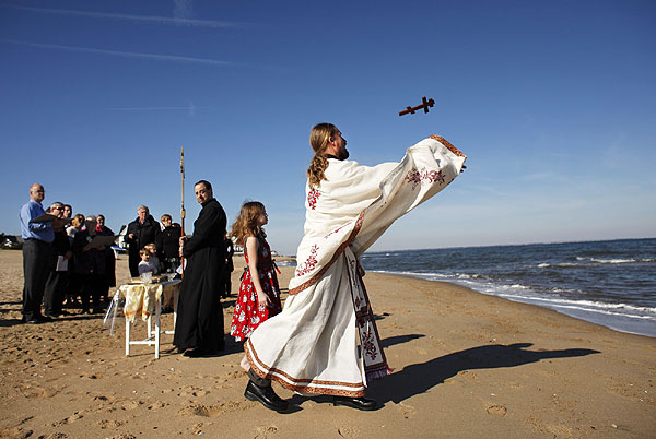 Sfinţirea apelor Oceanului Atlantic – Sărbătoarea Botezului Domnului în Norfolk, Statele Unite